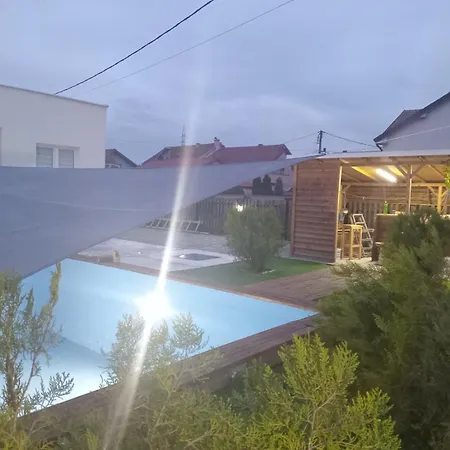 Big House With Swimming Pool